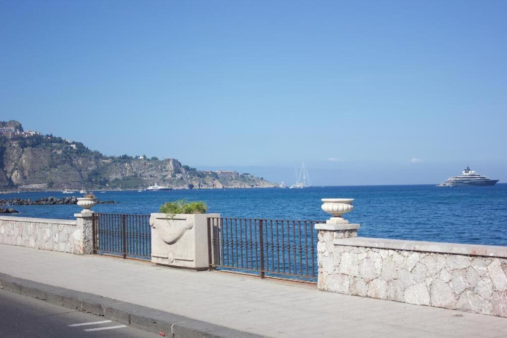 A&G Apartment Naxos-Taormina 贾迪尼-纳克索斯 外观 照片