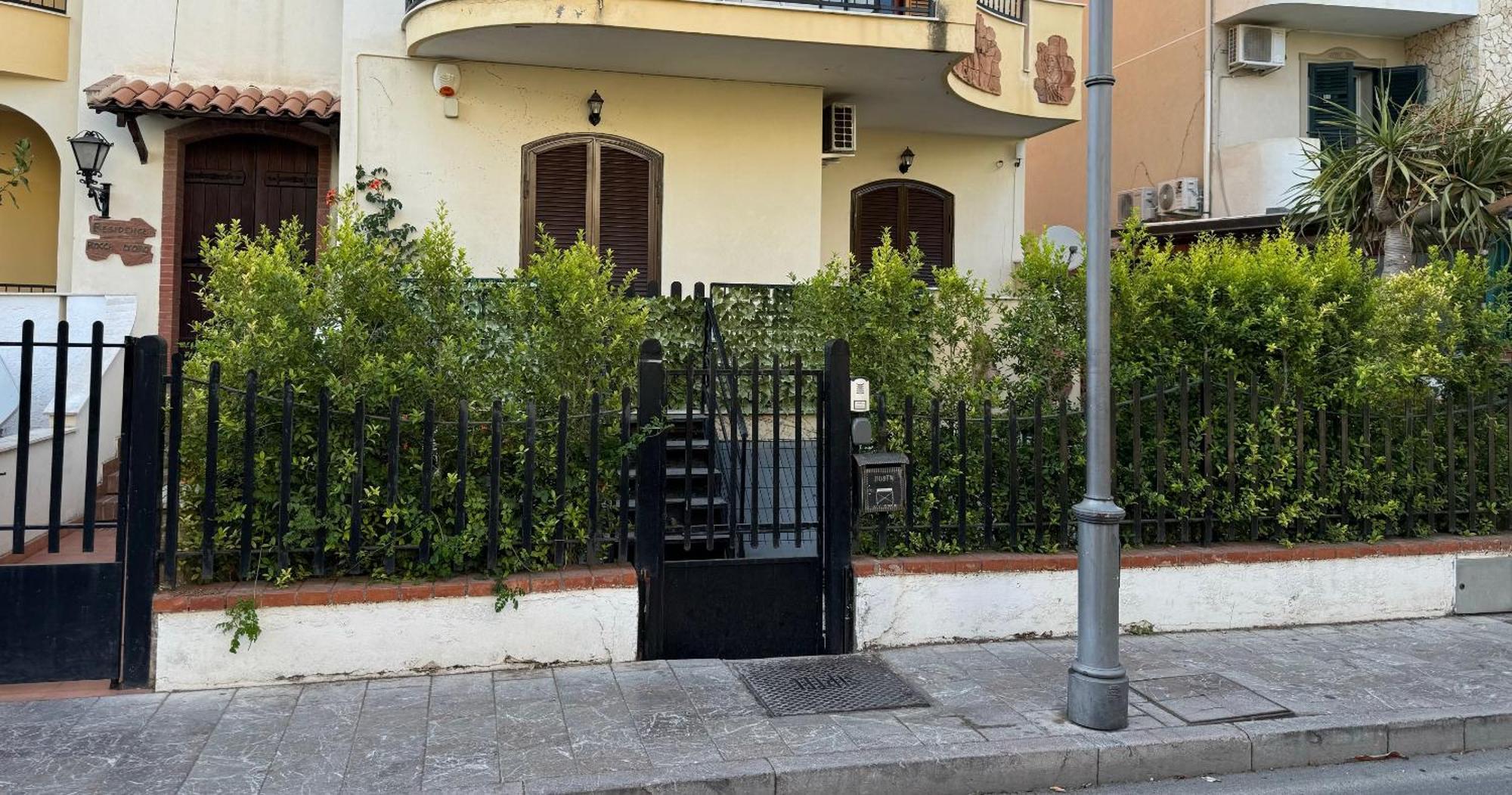 A&G Apartment Naxos-Taormina 贾迪尼-纳克索斯 外观 照片